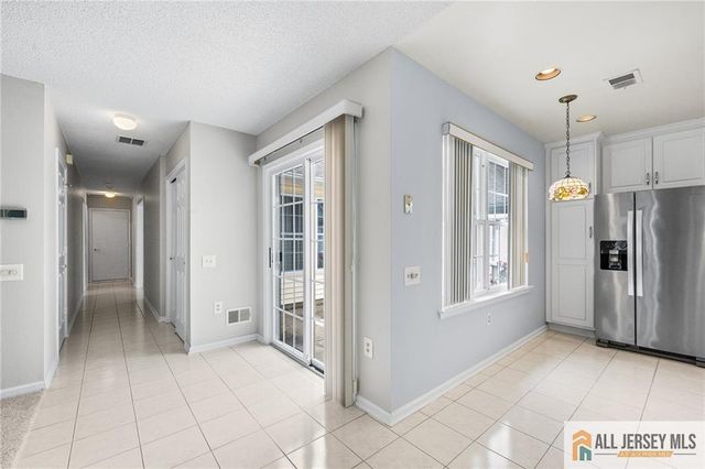 281 Mockingbird Drive, Monroe, NJ 08831