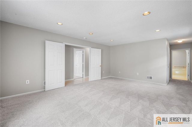 281 Mockingbird Drive, Monroe, NJ 08831
