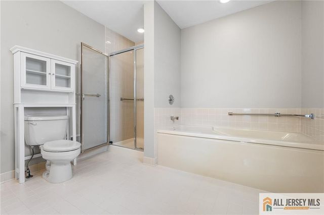 281 Mockingbird Drive, Monroe, NJ 08831