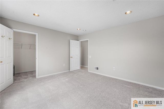 281 Mockingbird Drive, Monroe, NJ 08831