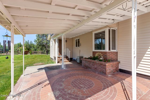 13874 N Idaho RD, Rathdrum, ID 83858