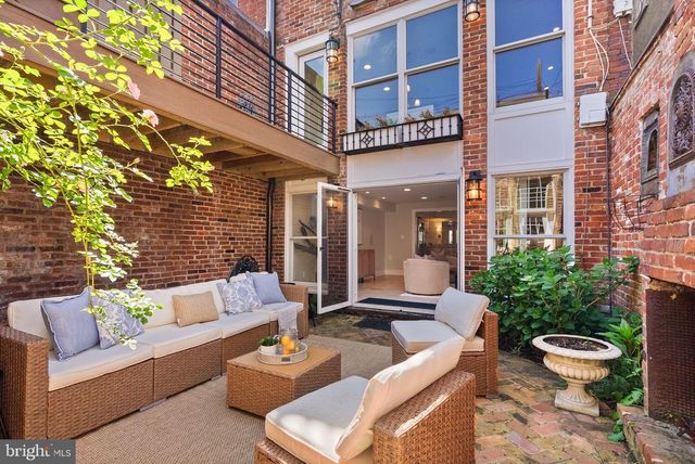 324 E STREET NE, Washington, DC 20002