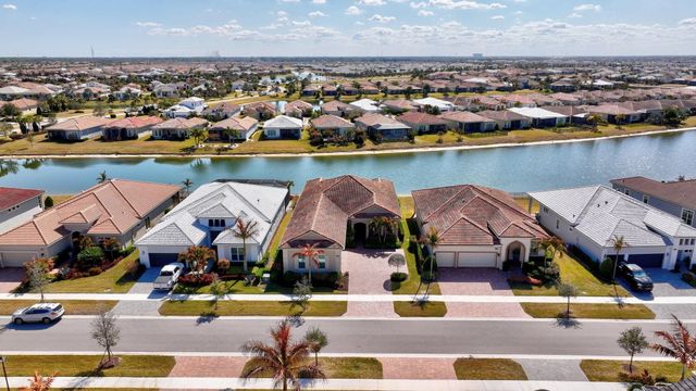 8639 SW Flutto Way, Port St. Lucie, Port St Lucie, FL 34987