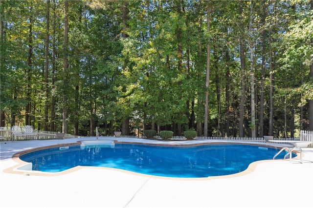 5200 Old Mountain Court NW, Powder Springs, GA 30127