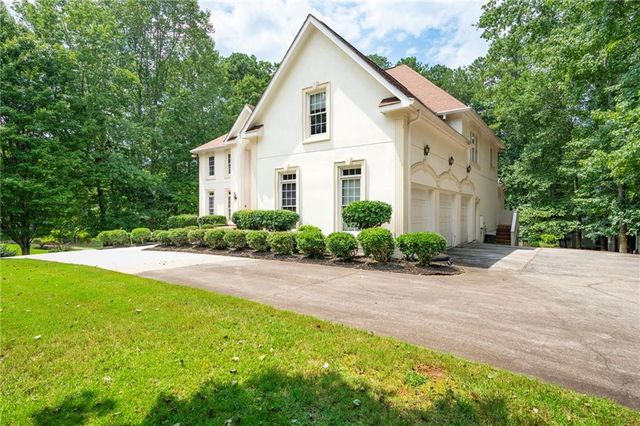 5200 Old Mountain Court NW, Powder Springs, GA 30127