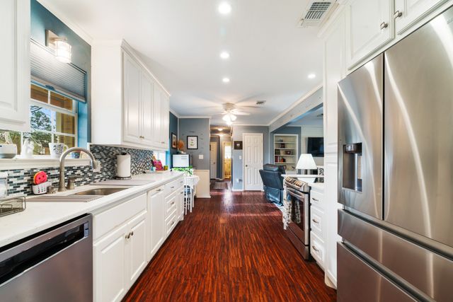 50 County Road 35930, Powderly, TX 75473