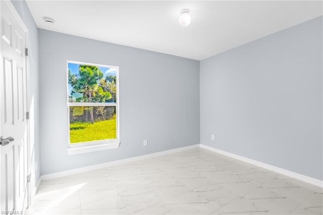 1120 Chiefland ST E, Lehigh Acres, FL 33974