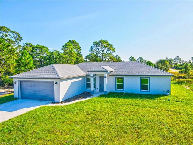 1120 Chiefland ST E, Lehigh Acres, FL 33974