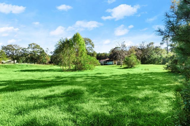 14676 Duke Road, Splendora, TX 77372