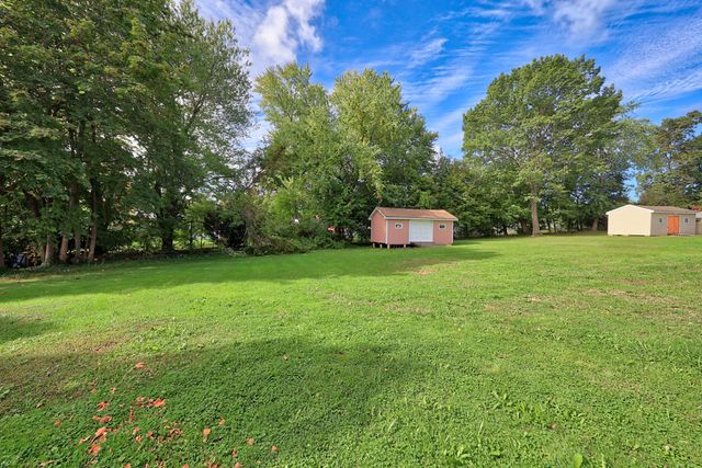 1114 Fienemann Road, Farmington, CT 06032