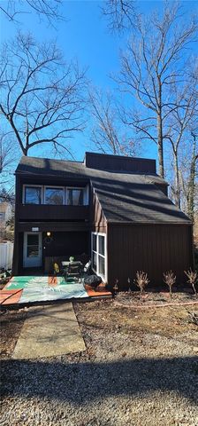 942 Caddo Avenue, Akron, OH 44305