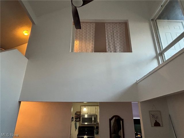 942 Caddo Avenue, Akron, OH 44305