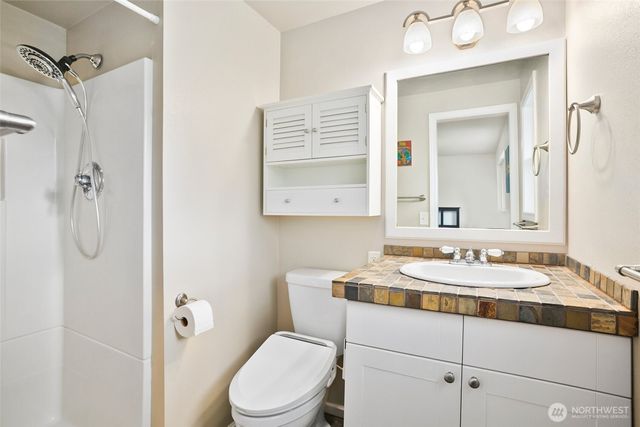 18445 SE 135th Street, Renton, WA 98059