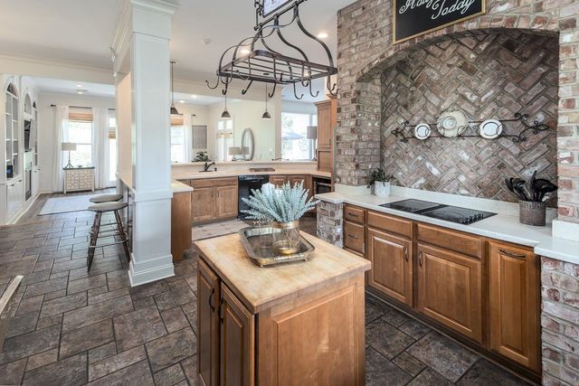 1245 AUBURN WOODS DR, Unincorporated, TN 38017