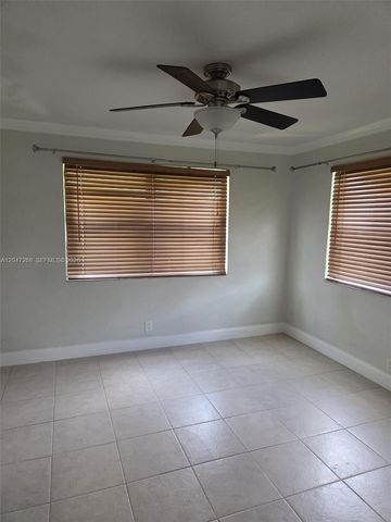 6118 Royal Palm Blvd, Margate, FL 33063