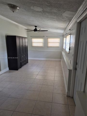 6118 Royal Palm Blvd, Margate, FL 33063