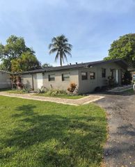 6118 Royal Palm Blvd, Margate, FL 33063