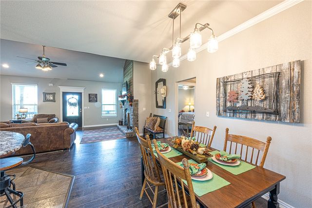 10781 Illinois Chapel Road, Prairie Grove, AR 72753