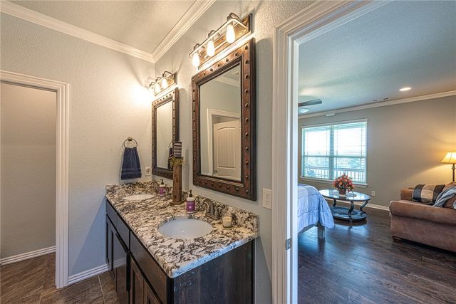 10781 Illinois Chapel Road, Prairie Grove, AR 72753