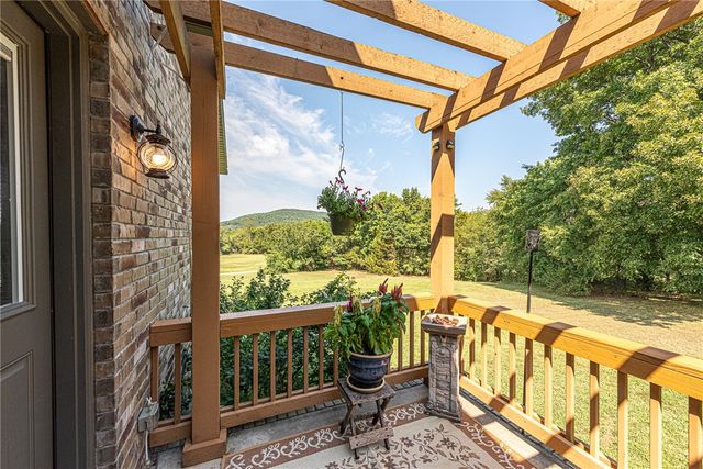 10781 Illinois Chapel Road, Prairie Grove, AR 72753