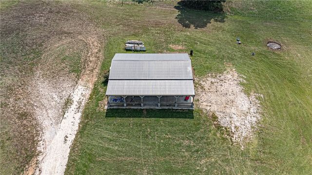 10781 Illinois Chapel Road, Prairie Grove, AR 72753