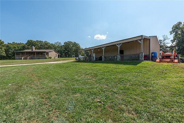 10781 Illinois Chapel Road, Prairie Grove, AR 72753