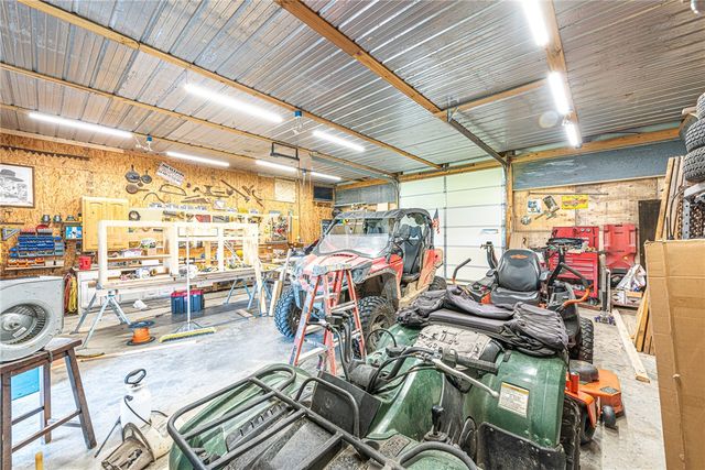 10781 Illinois Chapel Road, Prairie Grove, AR 72753