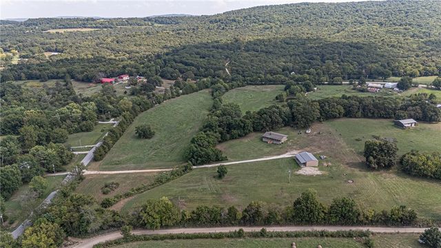 10781 Illinois Chapel Road, Prairie Grove, AR 72753