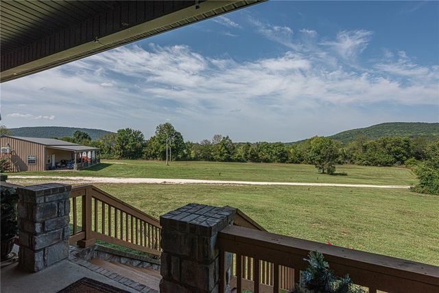 10781 Illinois Chapel Road, Prairie Grove, AR 72753