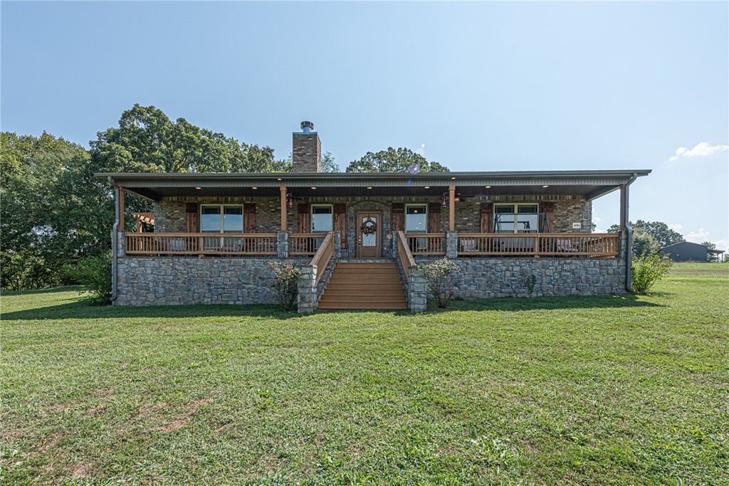 10781 Illinois Chapel Road, Prairie Grove, AR 72753