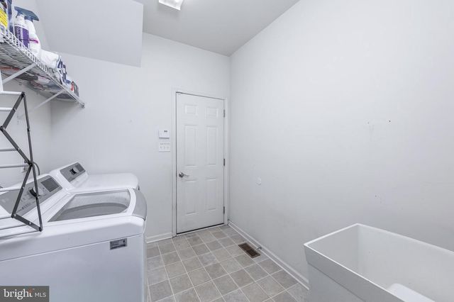 3 TANAGER CT, Woolwich Twp, NJ 08085