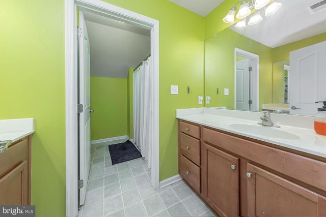 3 TANAGER CT, Woolwich Twp, NJ 08085