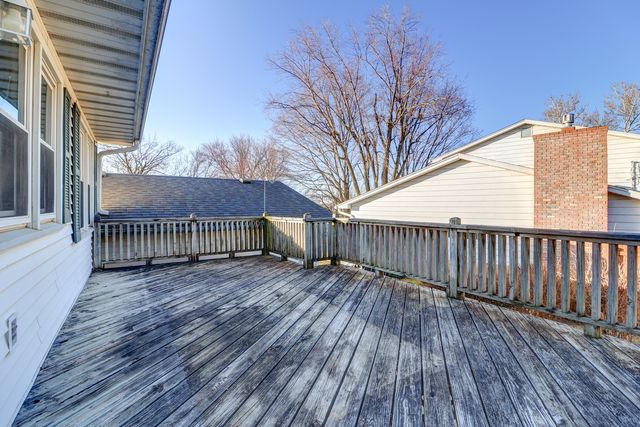 3016 Schick Court, Clinton, IA 52732