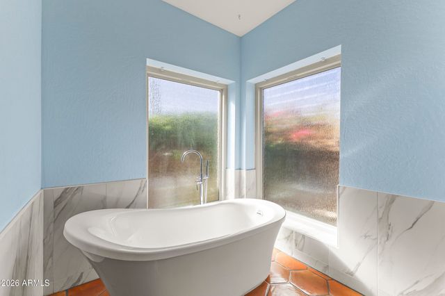 6522 E LONESOME Trail, Cave Creek, AZ 85331