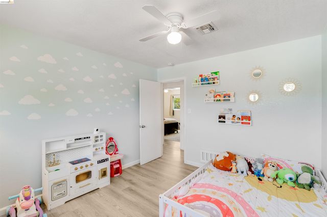 335 Pepper Dr, Vallejo, CA 94589