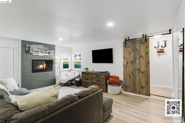 335 Pepper Dr, Vallejo, CA 94589