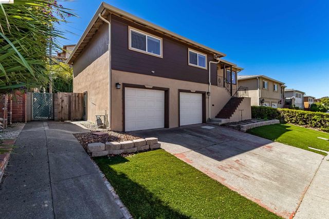 335 Pepper Dr, Vallejo, CA 94589