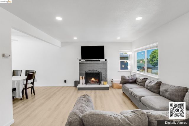 335 Pepper Dr, Vallejo, CA 94589