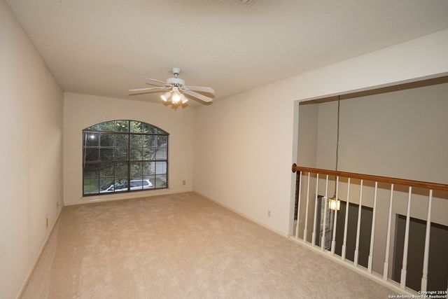 6427 LOST HOLLY, San Antonio, TX 78240