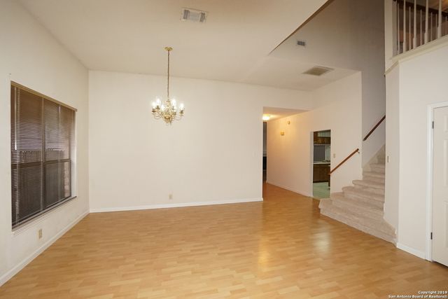 6427 LOST HOLLY, San Antonio, TX 78240