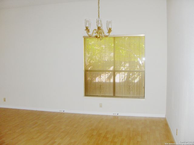 6427 LOST HOLLY, San Antonio, TX 78240