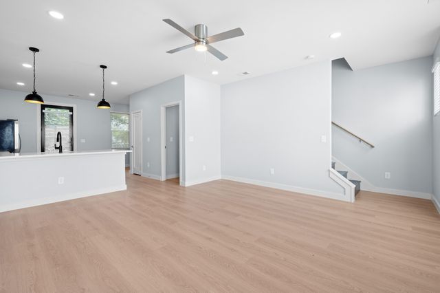 401 Curtis Hilton Way, Lebanon, TN 37087