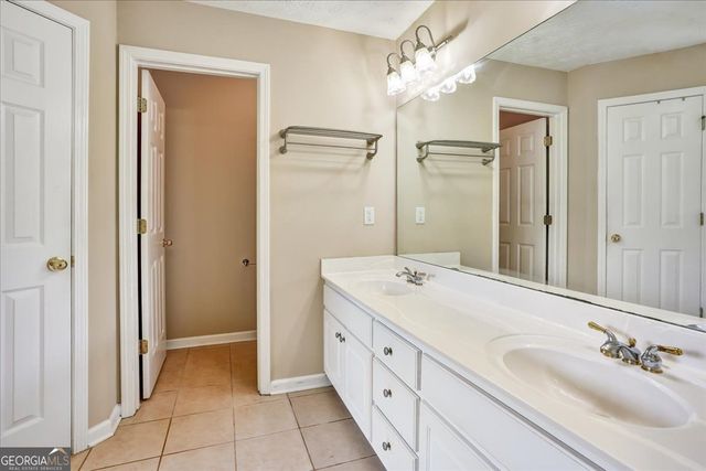 501 Barhams Ridge Drive, Mcdonough, GA 30252