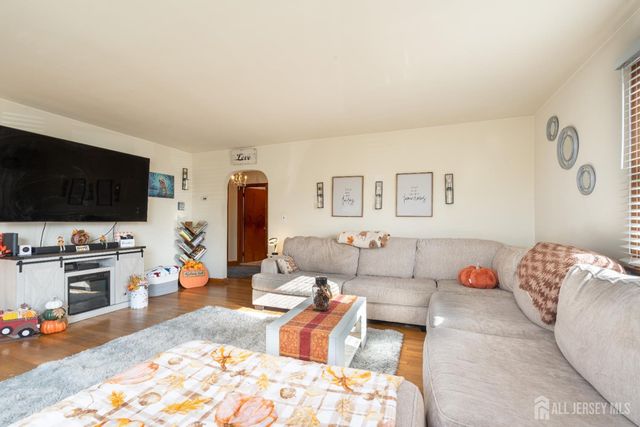 392 Old Bridge Turnpike, South River, NJ 08882