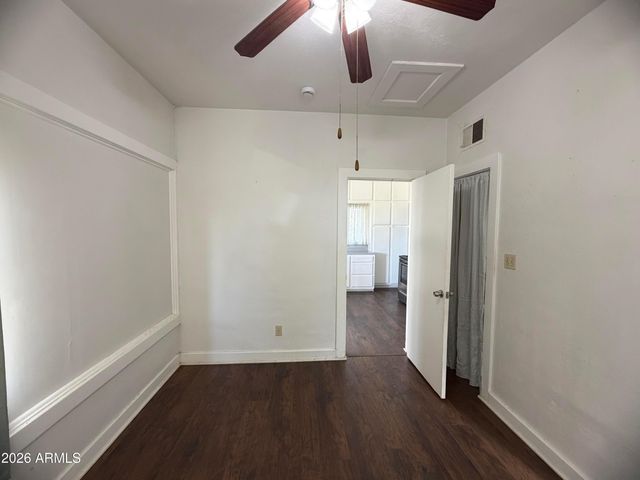 1328 E Maddock Road, Phoenix, AZ 85086