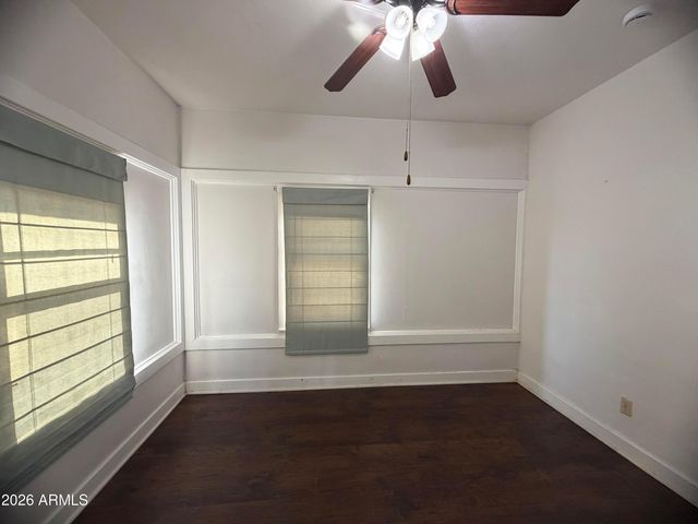 1328 E Maddock Road, Phoenix, AZ 85086