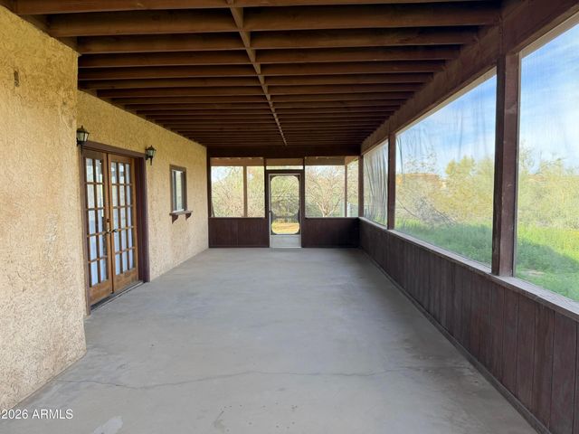 1328 E Maddock Road, Phoenix, AZ 85086