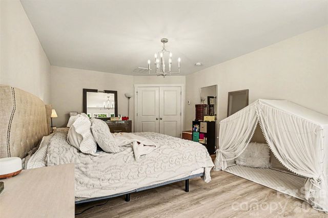 3623 Hayden Drive, Charlotte, NC 28269