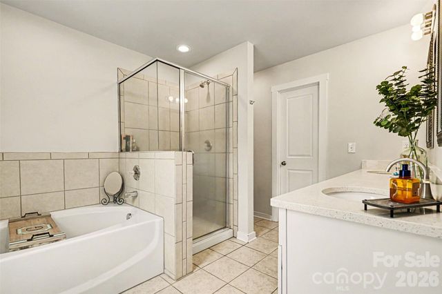 3623 Hayden Drive, Charlotte, NC 28269