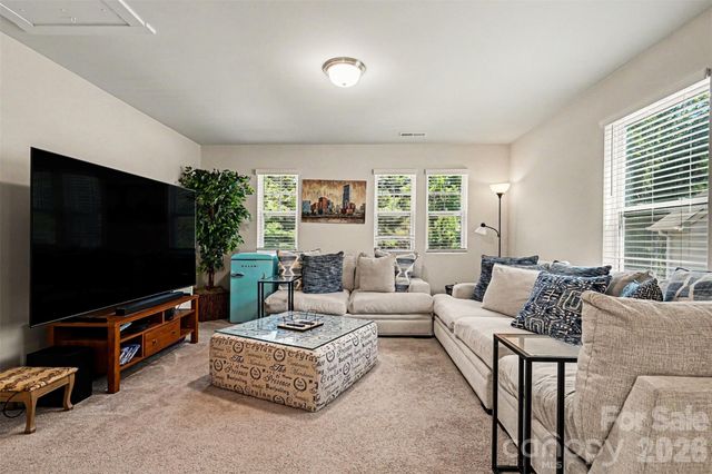3623 Hayden Drive, Charlotte, NC 28269